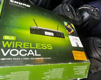 Shure BLX Wireless Vocal Single-channel Rack mountable wireless receiver
