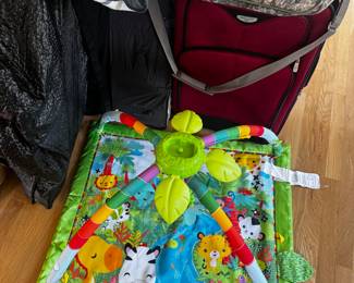 lots of cute pack+play kiddie stuff, nearly new!