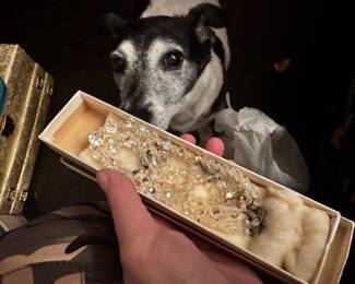 Sweet Pea likes sparkly
