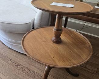 Queen Anne, 2 tier dumbwater table, probably Kittenger (Williamsburg Galleries)