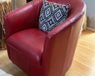 Natuzzi red leather chair