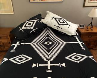 Pendelton reversible queen size duvet and pillow cases 'Los Ojos'