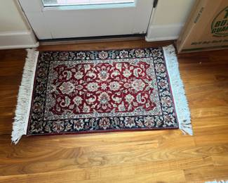 $80. small prayer size rug 2’ x 3’.