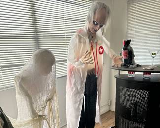 Fantastic Halloween animatronics. Be sure to visit the Holiday room. 