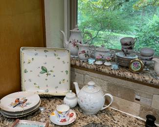 Lovely bird plates, tea set & more