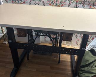 Sit stand desk