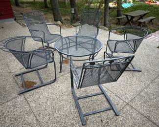 Metal patio set