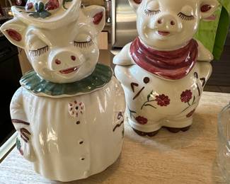 Shawnee Pottery Winnie Pig and Smiley Pig cookie jars