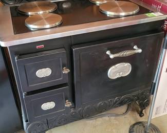 Pot Belly Style Electric Range
