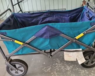 Folding Lawn Wagon
