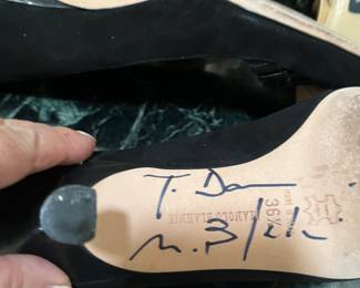 signed. MANOLO BLAHNIK