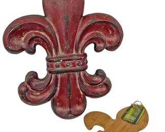 Fleur de Lis Decor Bamboo Cutting Board