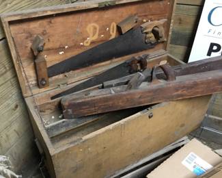 94. carpenters tool chest with tools