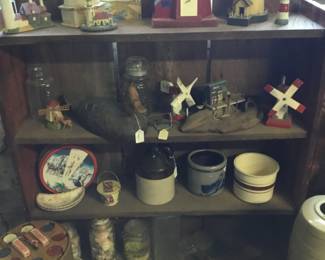 19. Lighthouses, bowls, poker chips 