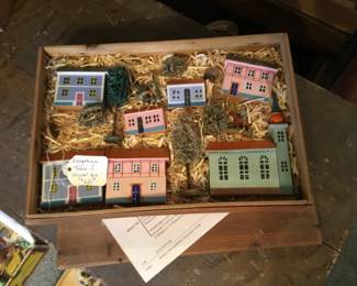 317. handmade town set from Erzgeberg 