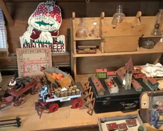172. wagons, village sets