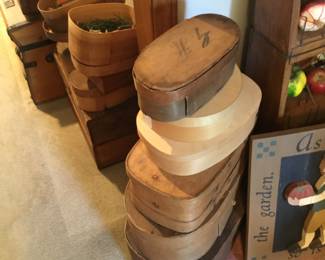 289. We have a large collection of village and farm sets. Many come in a wooden shave box.