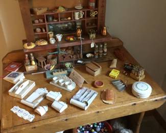 300. beautiful store set, ask to see it.