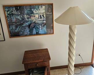 407. Lamp. Cabinet, art