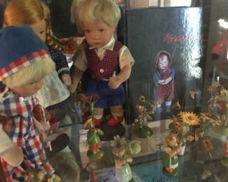 297. dolls, flower children