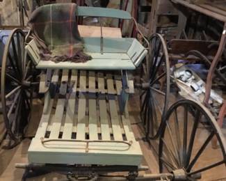 263. This is a full size wagon, excellent condition, 