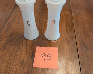Tupperware Salt and Pepper set
