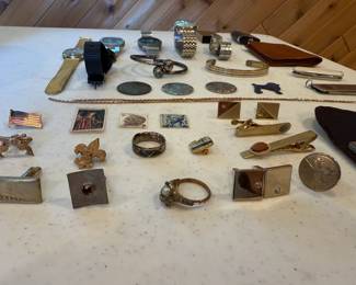 Cufflinks, watches, broken gold jewelry