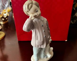 Lladró Figurine Nao 1139 Sleepy-Head