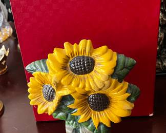 Vintage cast iron Sunflower basket