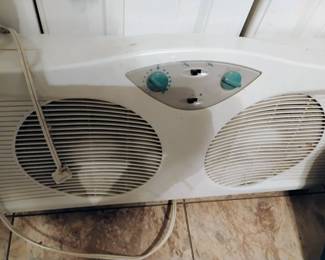 FAN 1/2 off