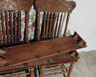 GOES WITH TABLE