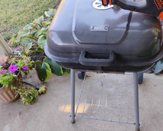 BBQ PIT 1/2 off