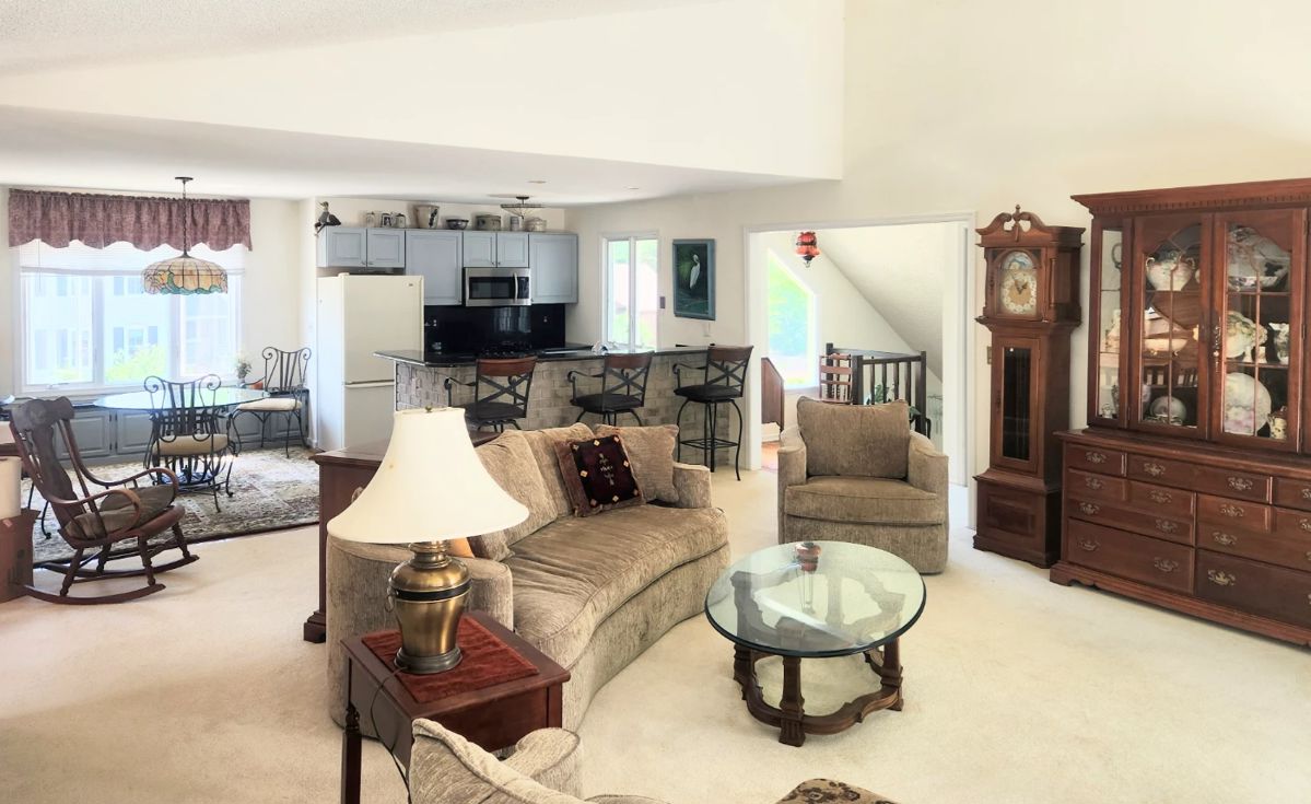 Bernhardt Curved sofa and swivel lounge chairs
