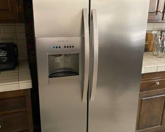 Electrolux Icon Refrigerator 