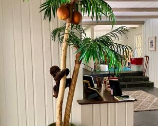 Coconut tree for your tiki bar!