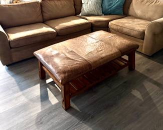 Pottery Barn Sectional
Photo 1 of 2