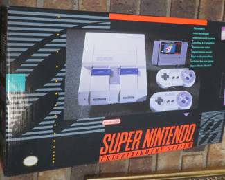 EMPTY Super Nintendo box
