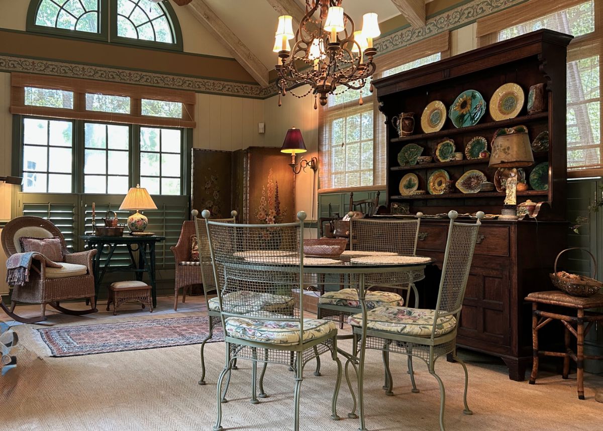 Charming 1950's Russell Woodard patio set