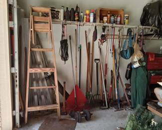Yard tools etc