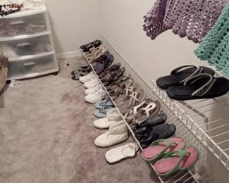 Women's shoes