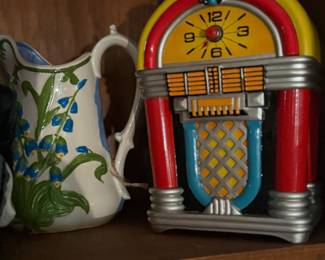 Assorted unique decorative accessories 