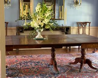 Gorgeous antique Chippendale dining table. Seats 12-15. Three leaves.