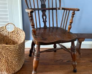 Antique Windsor Chair