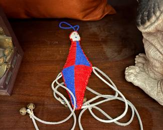 RARE NATIVE AMERICAN QUILLED LEATHER FETISH AMULET beaded charm for protection
