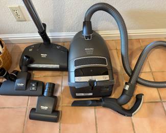 Miele Complete C3 Brilliant - for more information go here:  https://starks.com/products/miele-complete-c3-brilliant/?srsltid=AfmBOop1PPOLRCjclvheCxmyT29XQ_1snfE-ayQCZ2OhPdRN716V0tdb
