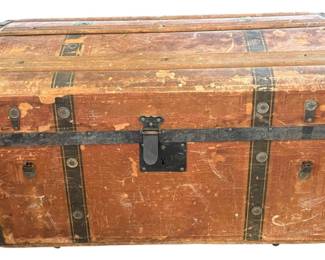 Rustic Vintage Wood Trunk