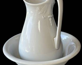Meakin Ironstone Pitcher Wash Basin