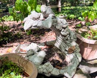 Birdbath made out of concrete