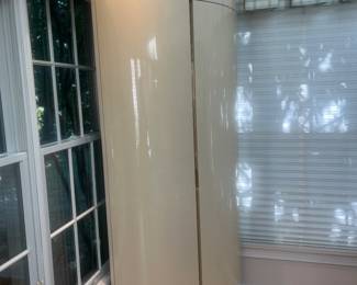 Pr custom laminated corner storage cupboards