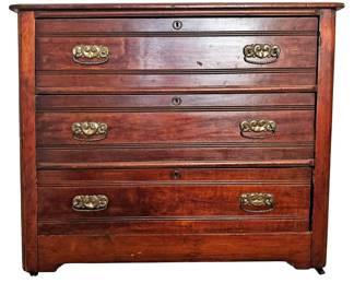 Vintage Victorian 3 Drawer Chest
